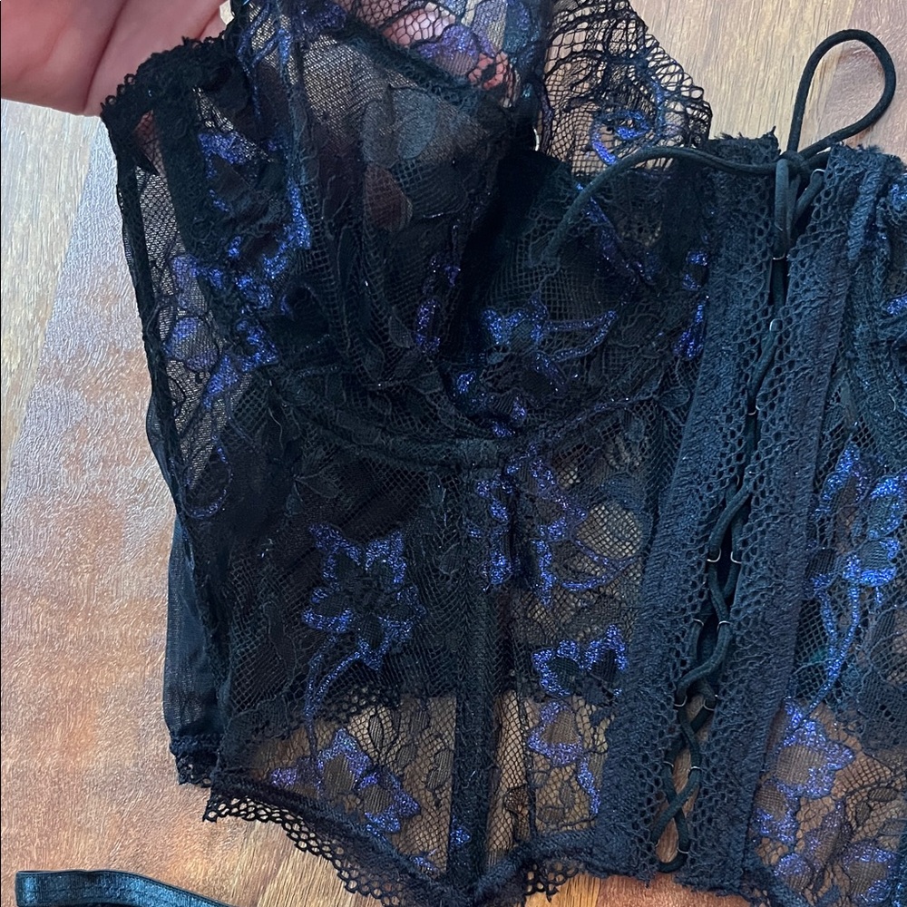 New MookiFree Black and Blue Lace Lingerie Set - Picture 4 of 16